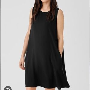 Eileen Fisher Silk Georgette Crepe Round Neck Sleevelesd Shift Dress Black Small